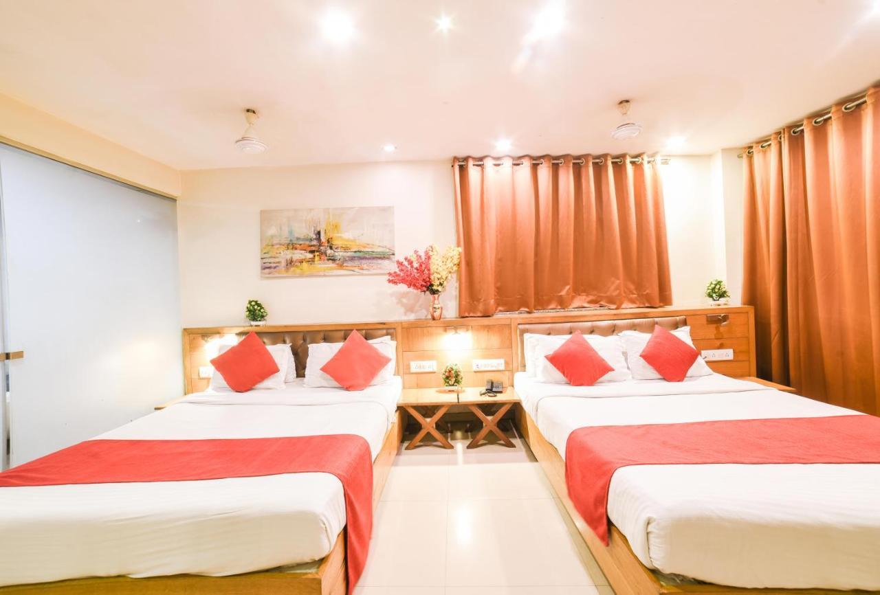 Hotel Grandeur-Near Mumbai International Airport מראה חיצוני תמונה