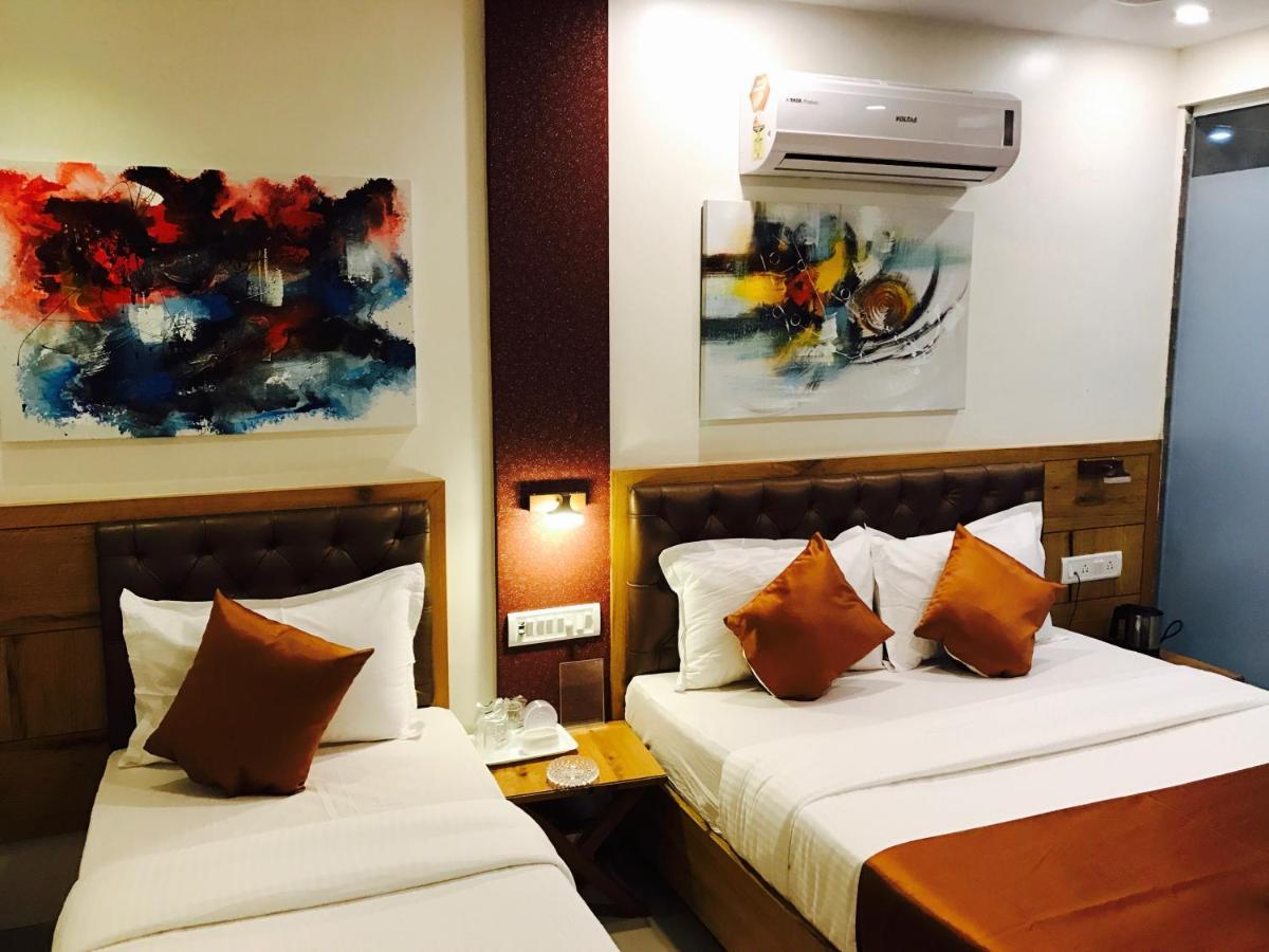 Hotel Grandeur-Near Mumbai International Airport מראה חיצוני תמונה