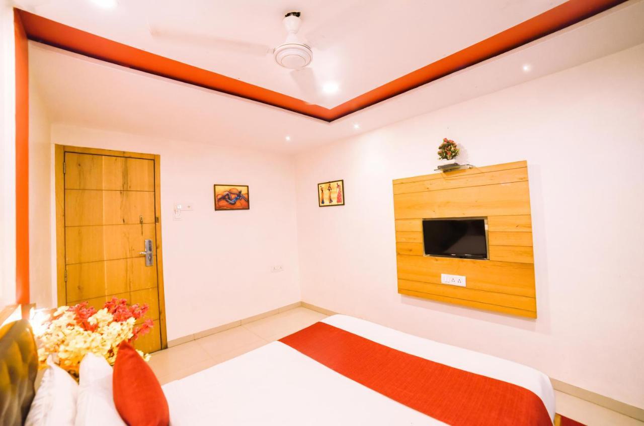 Hotel Grandeur-Near Mumbai International Airport מראה חיצוני תמונה